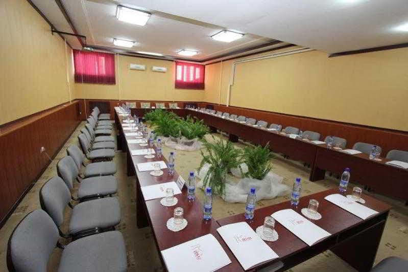 Hotel Asia Samarkand Esterno foto